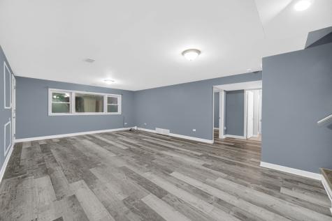 16906 Dobson Court South Holland IL 60473