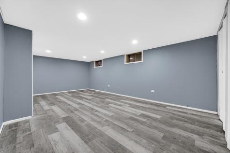 16906 Dobson Court South Holland IL 60473