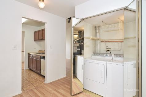 7468 Filmore Avenue Hanover Park IL 60133