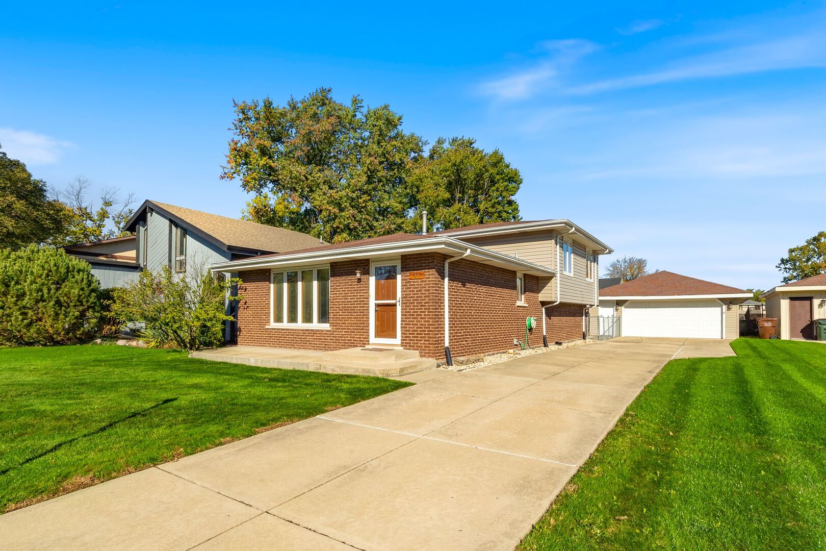 5244 170TH Street Oak Forest IL 60452