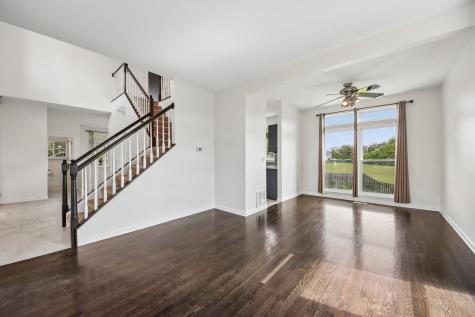 254 West Holly Court Round Lake IL 60073