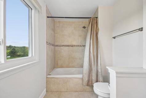 254 West Holly Court Round Lake IL 60073