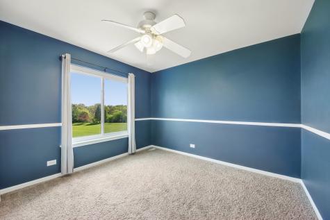 254 West Holly Court Round Lake IL 60073