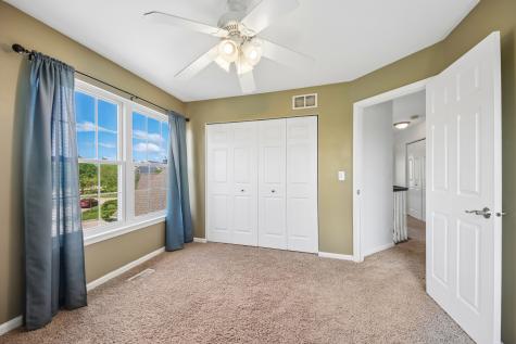 254 West Holly Court Round Lake IL 60073
