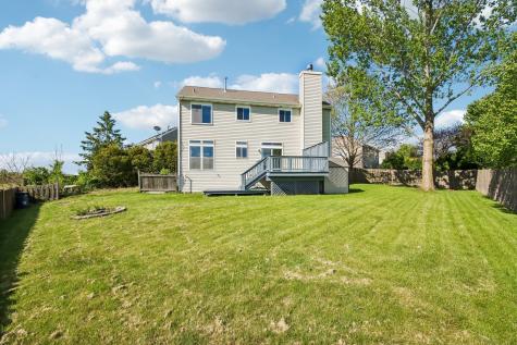 254 West Holly Court Round Lake IL 60073