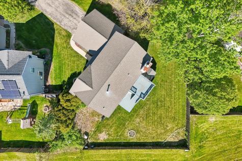 254 West Holly Court Round Lake IL 60073