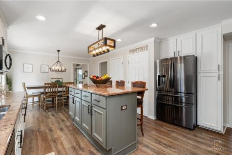1645 Blackburn Drive Mundelein IL 60060