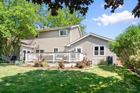 1645 Blackburn Drive Mundelein IL 60060
