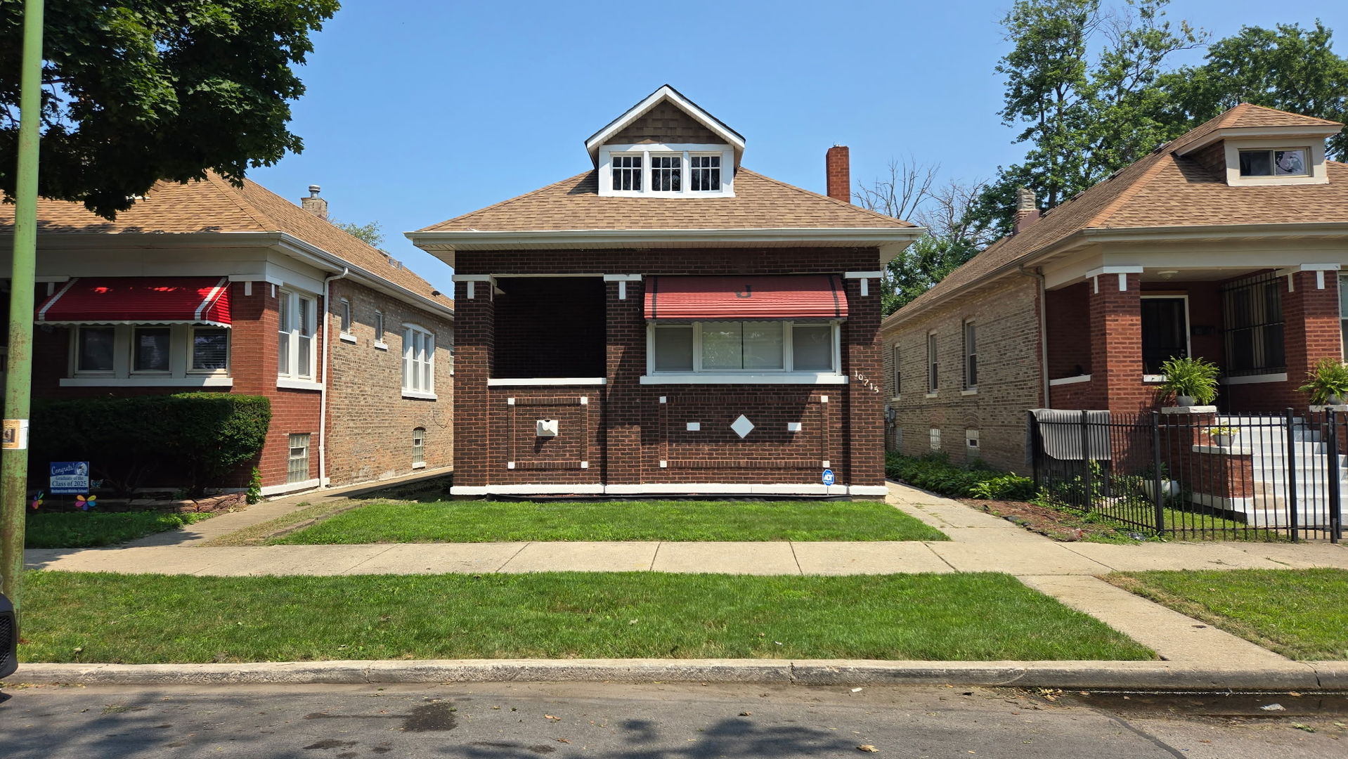 10215 South Emerald Avenue Chicago IL 60628