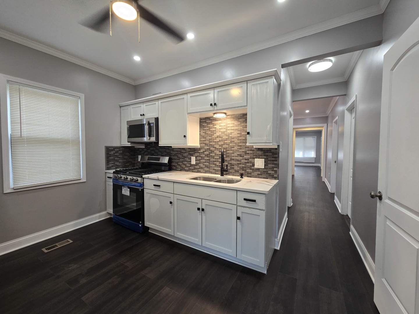 10215 South Emerald Avenue Chicago IL 60628