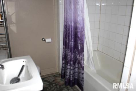 714 South Main Street Kewanee IL 61443