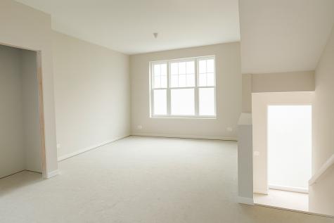 182 Eli Court Des Plaines IL 60016