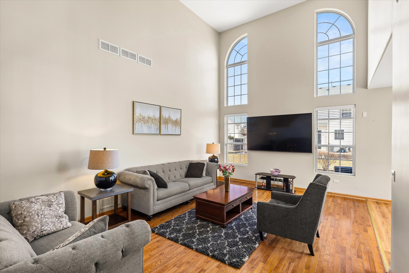 402 South Palmer Drive Bolingbrook IL 60490