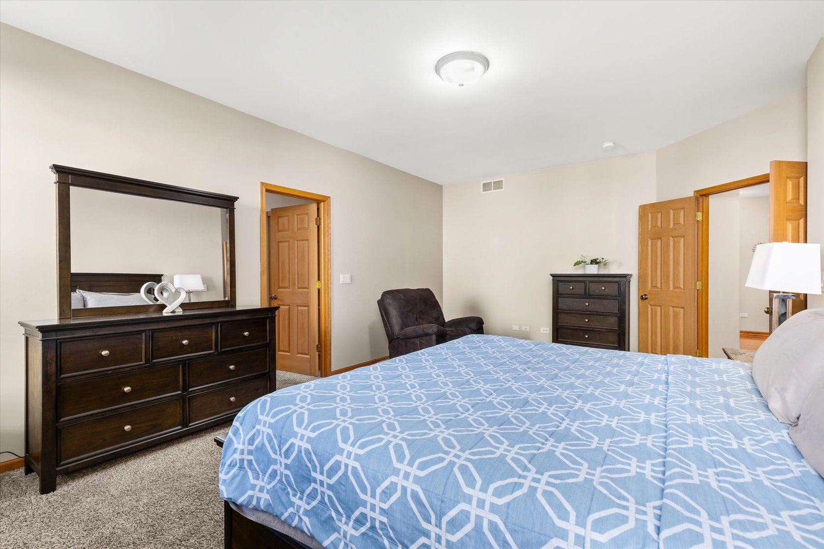 402 South Palmer Drive Bolingbrook IL 60490