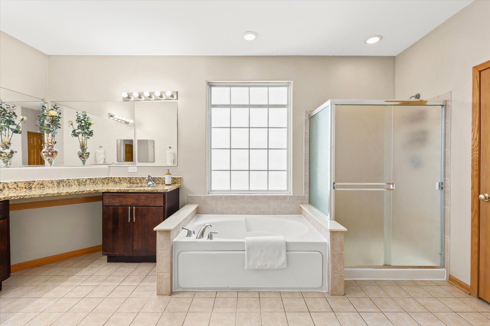 402 South Palmer Drive Bolingbrook IL 60490