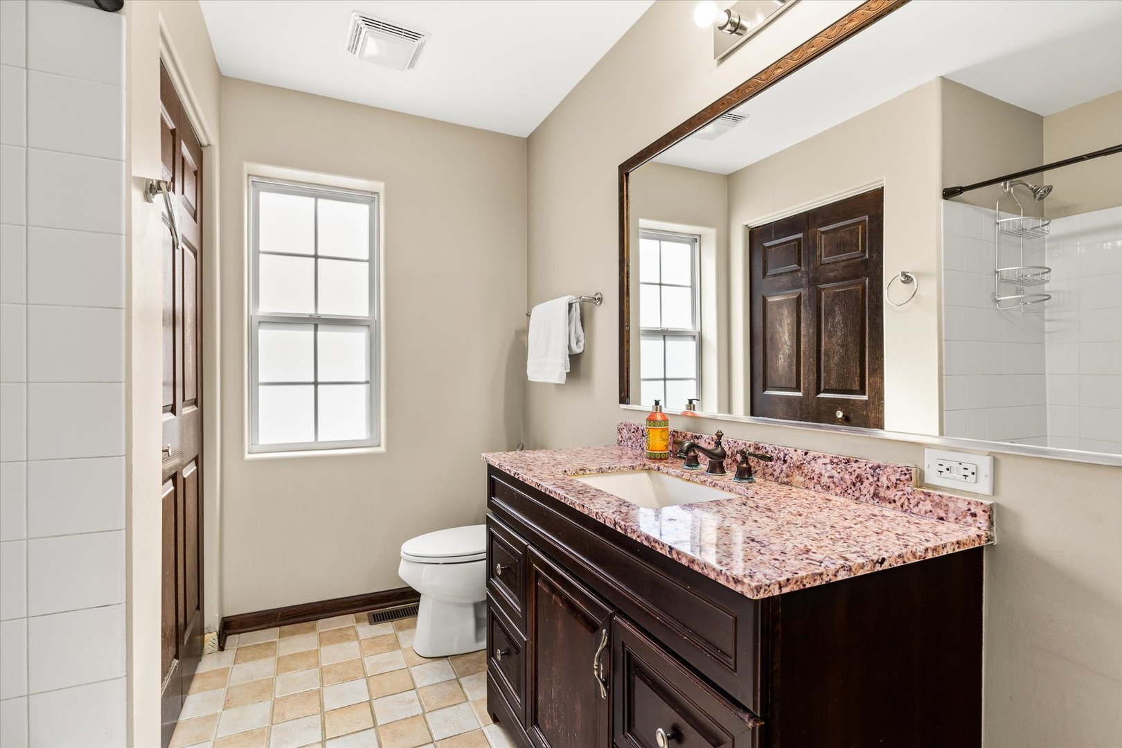 402 South Palmer Drive Bolingbrook IL 60490