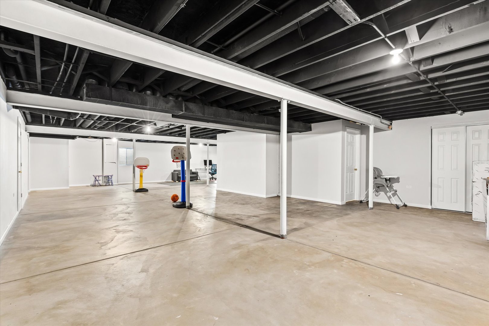 402 South Palmer Drive Bolingbrook IL 60490