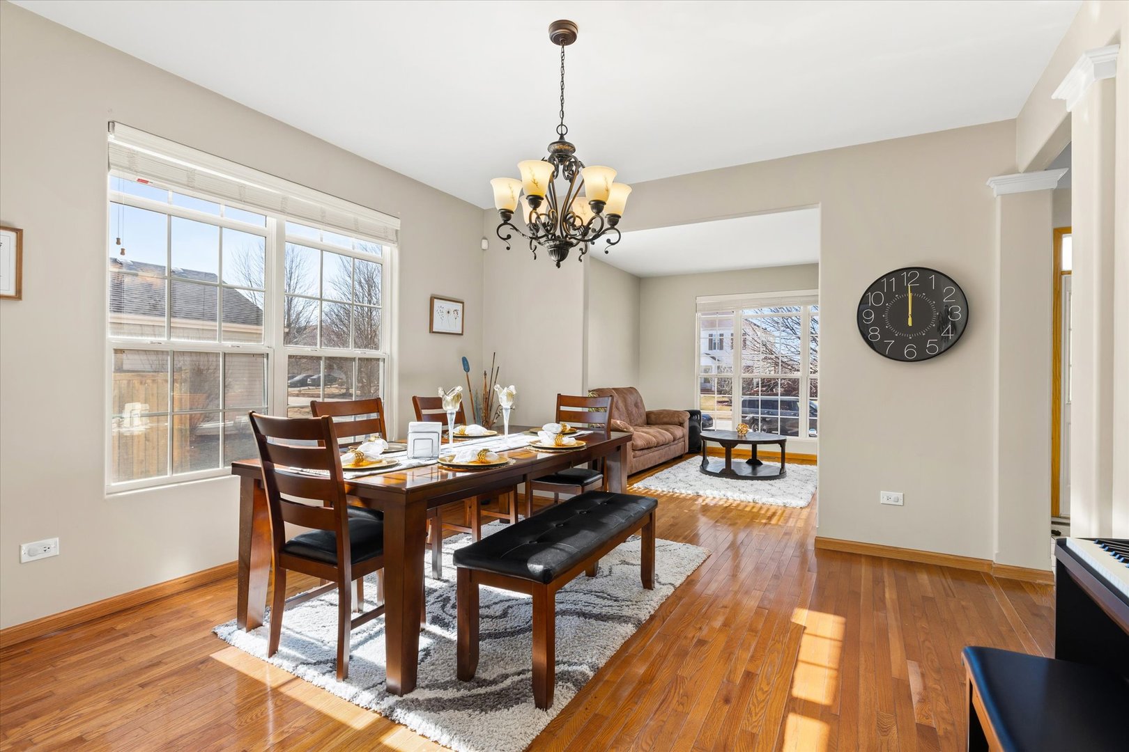 402 South Palmer Drive Bolingbrook IL 60490