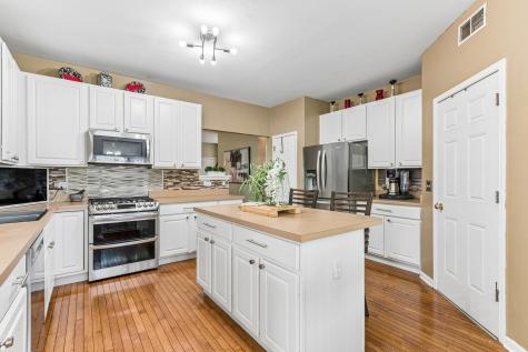 4608 Joyce Lane Mchenry IL 60050