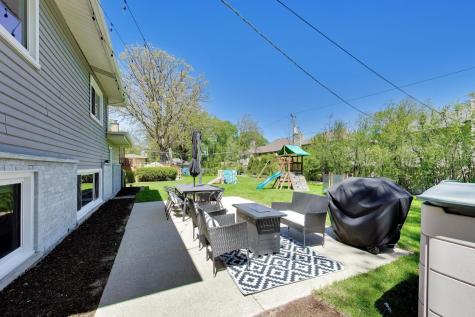 1153 Kenton Road Deerfield IL 60015