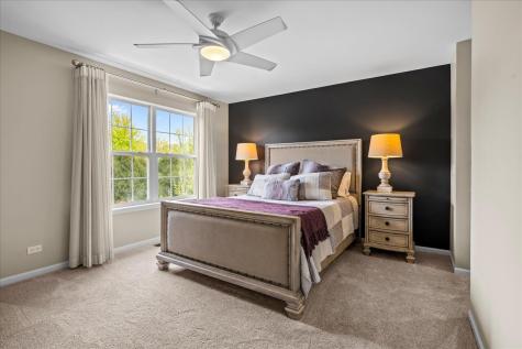 3390 Whirlaway Drive Northbrook IL 60062