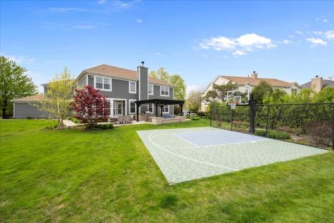 3390 Whirlaway Drive Northbrook IL 60062