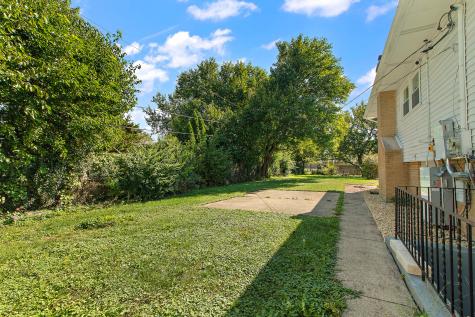 18849 Jamie Court Homewood IL 60430