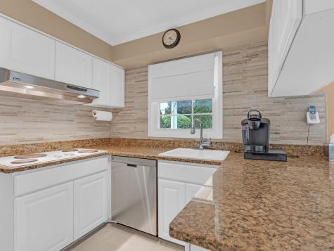 5 Knight Hill Lane Buffalo Grove IL 60089
