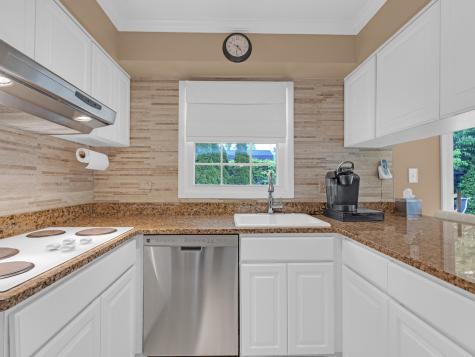 5 Knight Hill Lane Buffalo Grove IL 60089