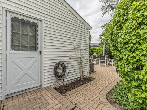 5 Knight Hill Lane Buffalo Grove IL 60089