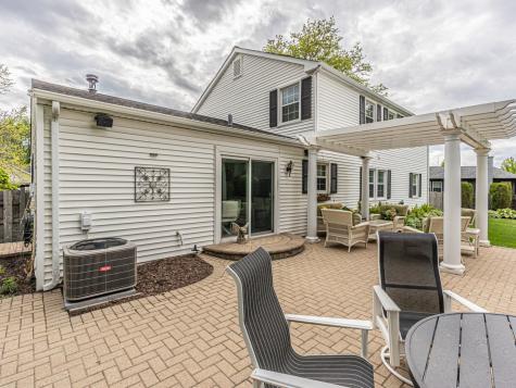 5 Knight Hill Lane Buffalo Grove IL 60089