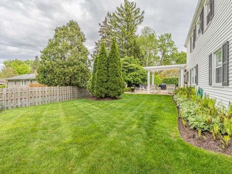 5 Knight Hill Lane Buffalo Grove IL 60089
