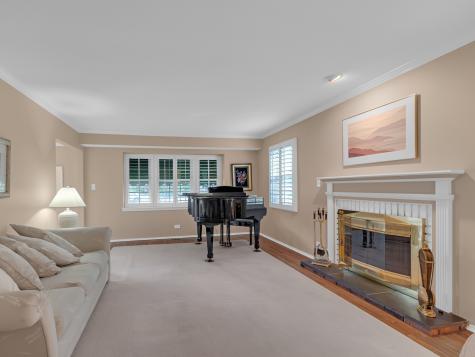 5 Knight Hill Lane Buffalo Grove IL 60089