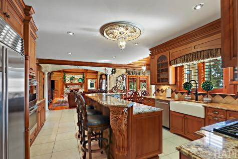 1 Pacer Trail South Barrington IL 60010