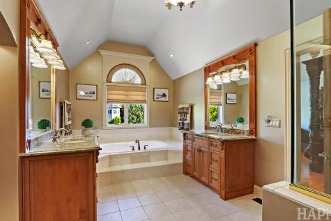 1 Pacer Trail South Barrington IL 60010