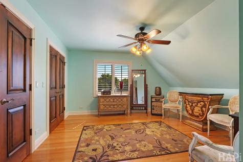 1 Pacer Trail South Barrington IL 60010