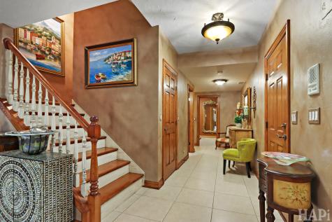 1 Pacer Trail South Barrington IL 60010