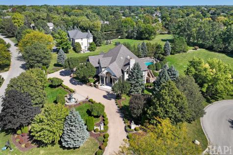 1 Pacer Trail South Barrington IL 60010