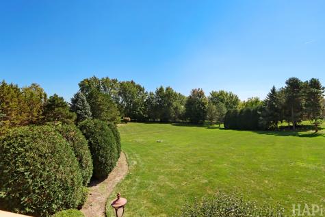 1 Pacer Trail South Barrington IL 60010