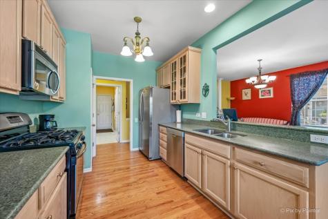 4041 Whitehall Lane Algonquin IL 60102