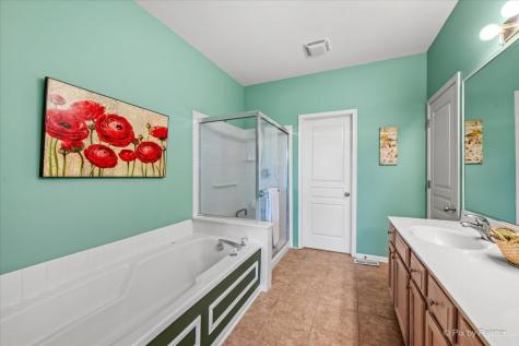4041 Whitehall Lane Algonquin IL 60102