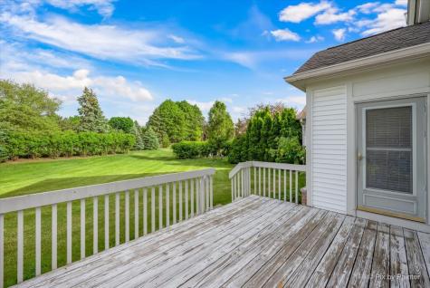 4041 Whitehall Lane Algonquin IL 60102