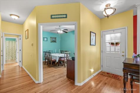 4041 Whitehall Lane Algonquin IL 60102