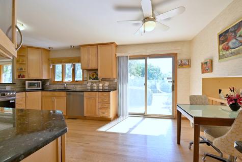 9S631 William Drive Burr Ridge IL 60527