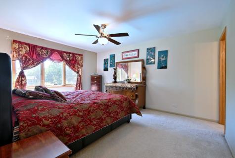 9S631 William Drive Burr Ridge IL 60527