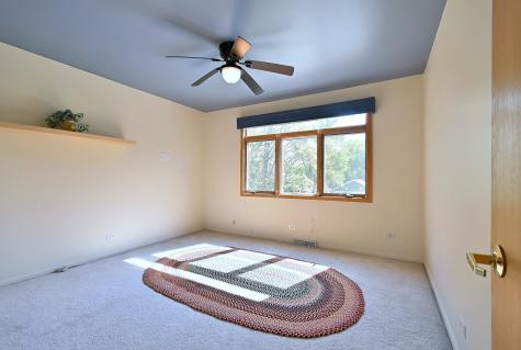 9S631 William Drive Burr Ridge IL 60527