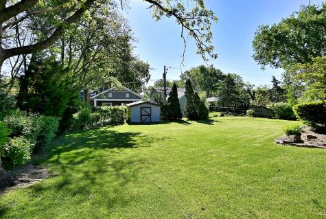 9S631 William Drive Burr Ridge IL 60527