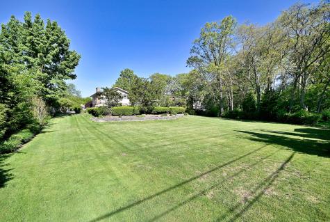 9S631 William Drive Burr Ridge IL 60527