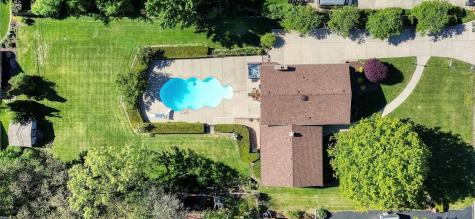 9S631 William Drive Burr Ridge IL 60527