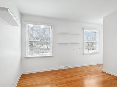 156 Blueberry Road Libertyville IL 60048